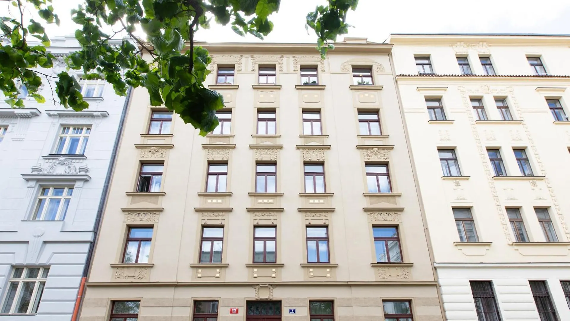 Romantic Apartment By The Park - Uaka7 Prag Çek Cumhuriyeti